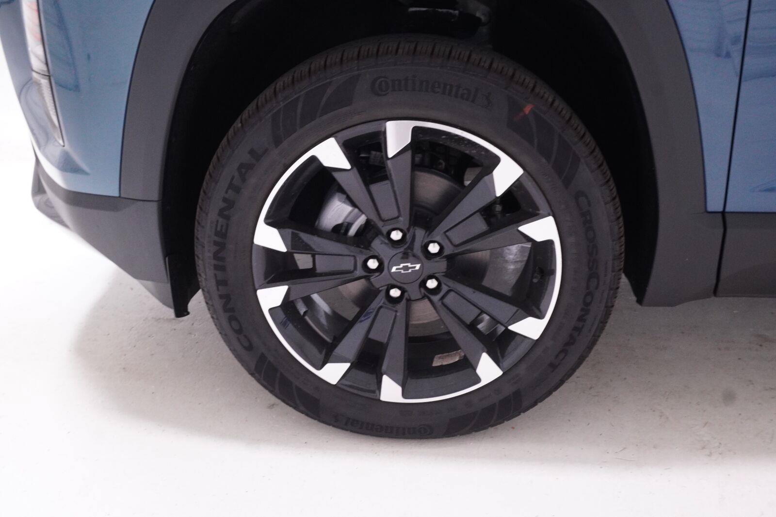 New 2027 Chevrolet Equinox RS w/ LPO, Floor Liner Package FWD image 36