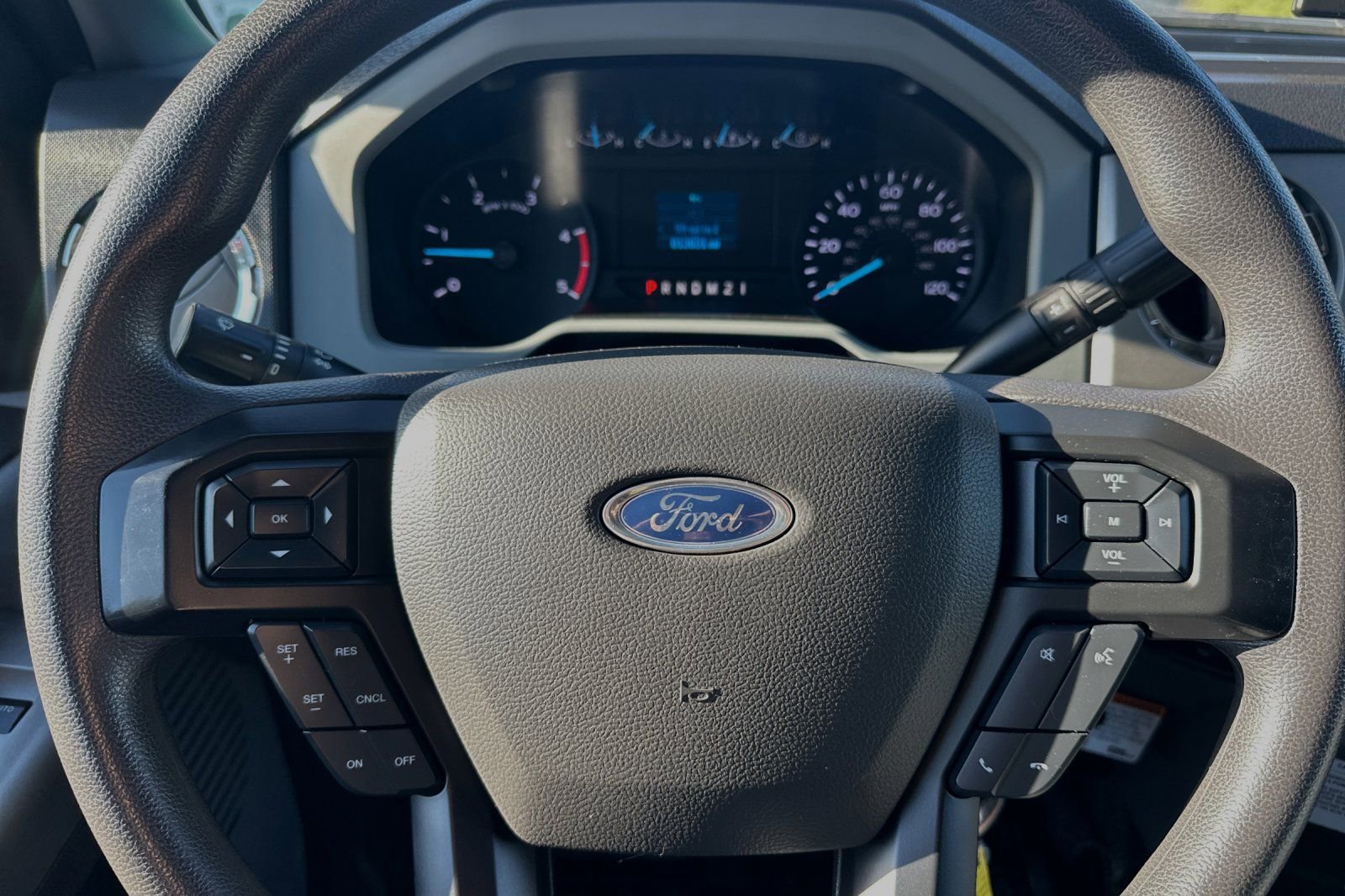 Used 2023 Ford F650 2WD Regular Cab Super Duty image 21