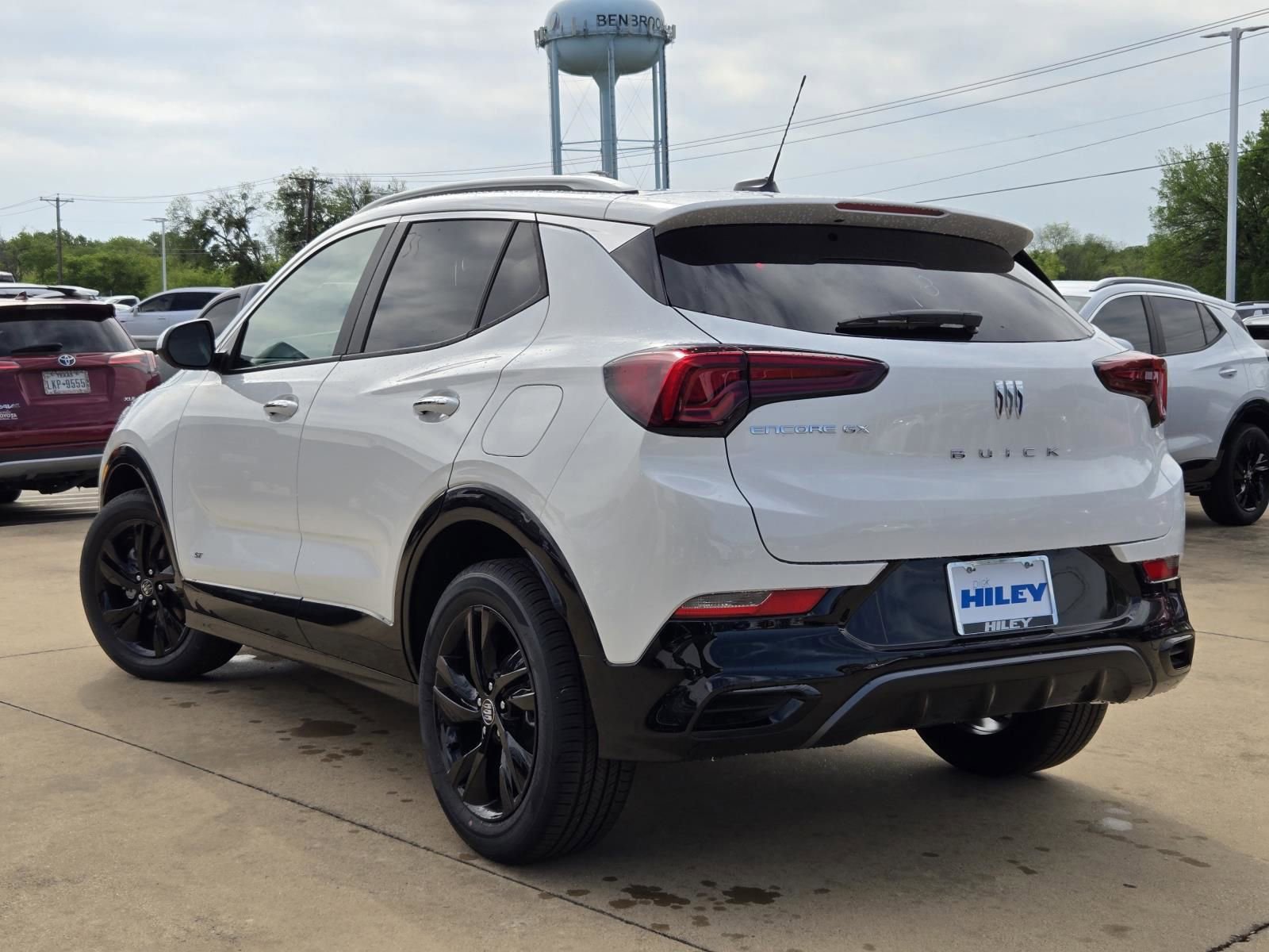 New 2026 Buick Encore GX Sport Touring image 3