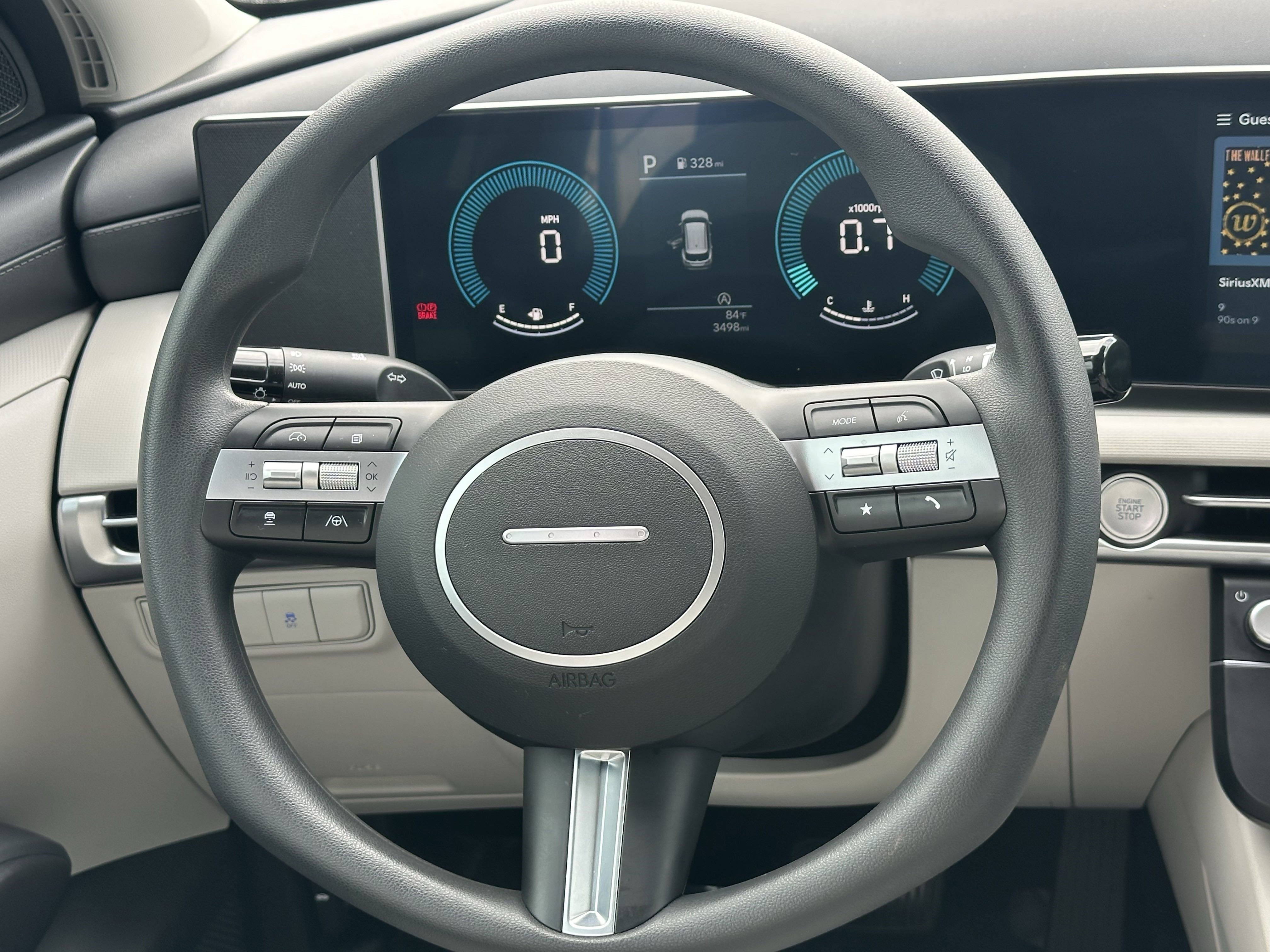 Used 2025 Hyundai Tucson SE image 24