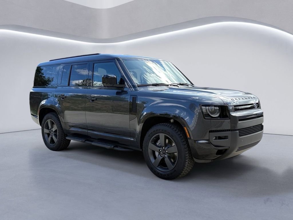 New 2026 Land Rover Defender 130 X-Dynamic SE image 7