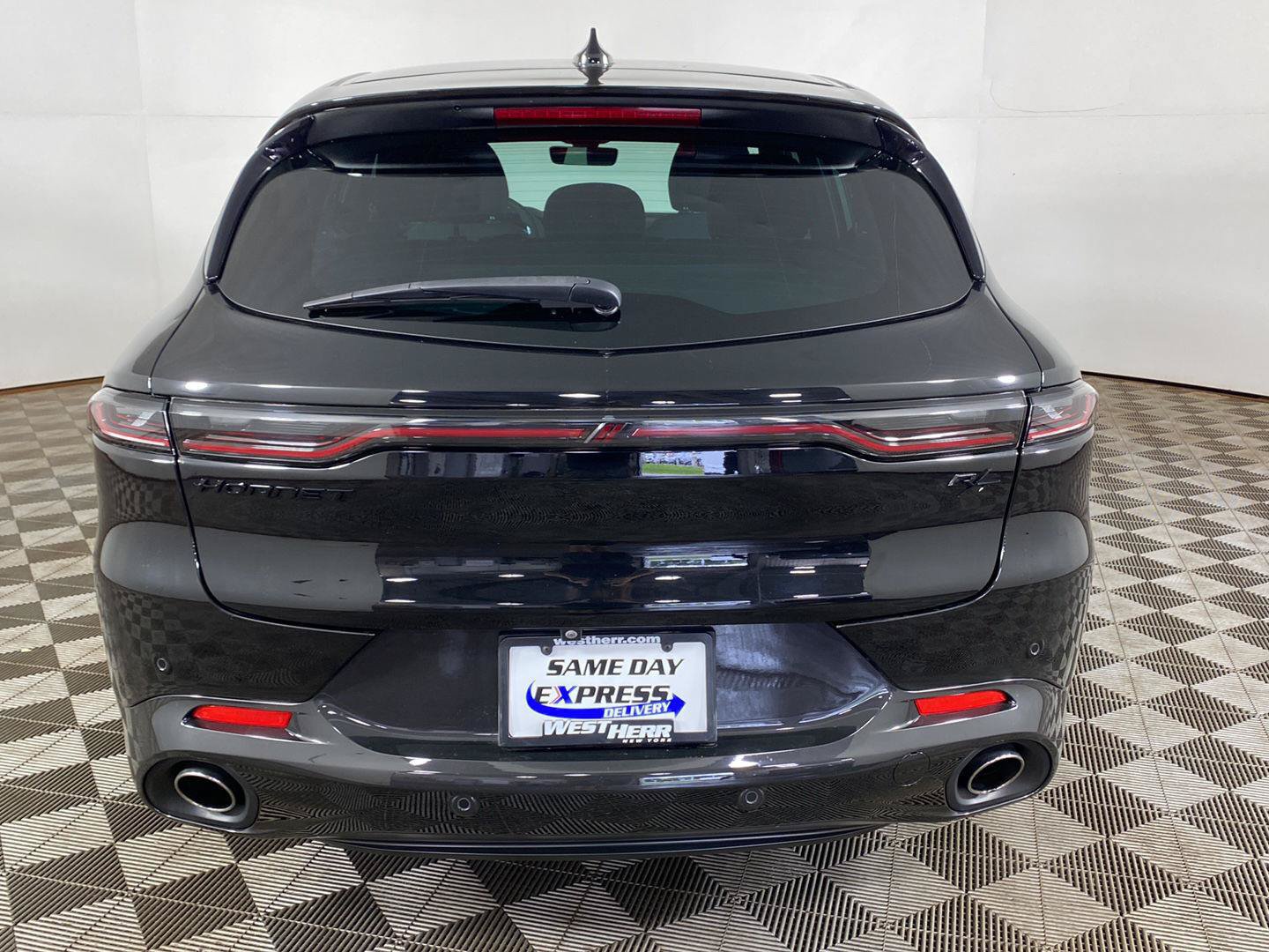 Used 2024 Dodge Hornet R/T w/ R/T Blacktop Package AWD/4WD image 6