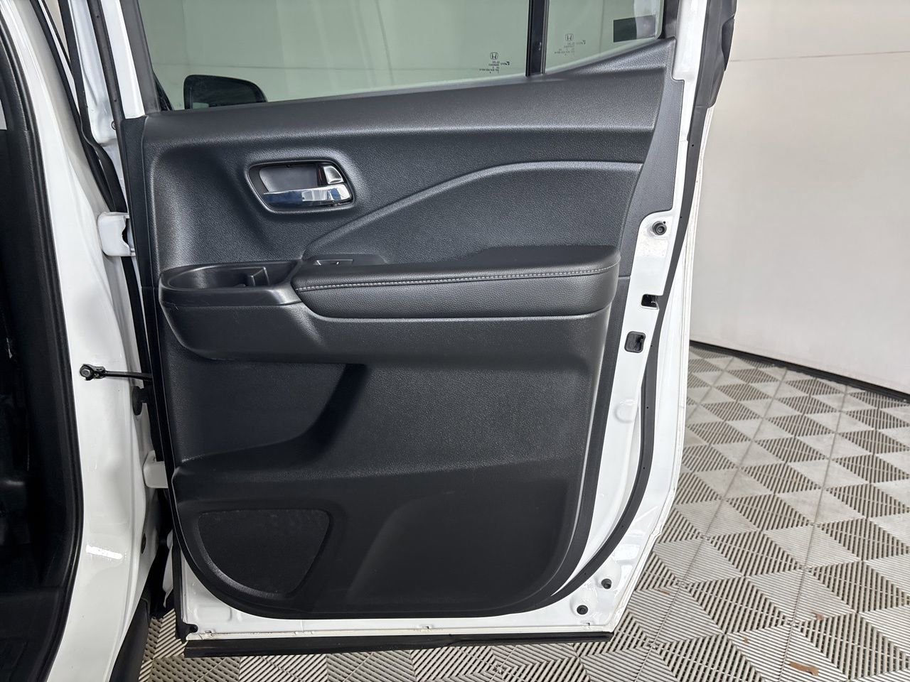Used 2023 Honda Ridgeline Sport image 22