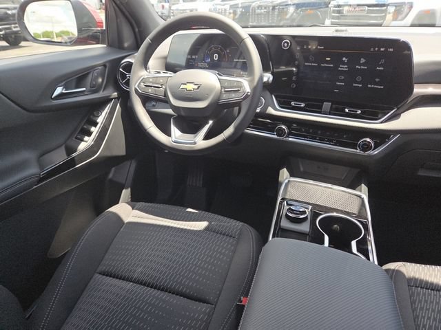New 2026 Chevrolet Equinox LT w/ Safety and Technology Package FWD image 28