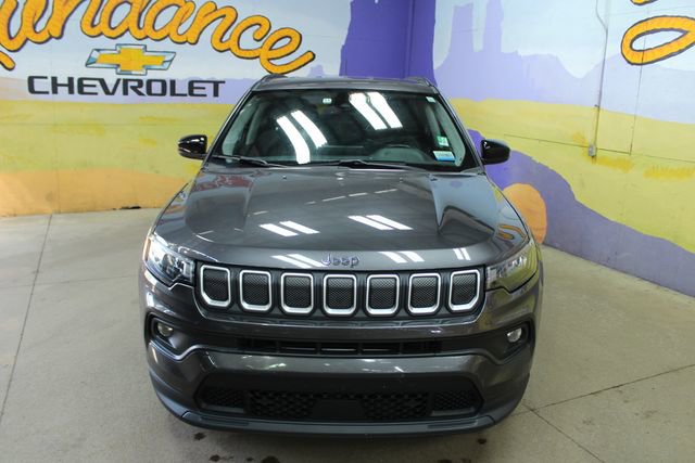 Used 2022 Jeep Compass Latitude AWD/4WD image 3