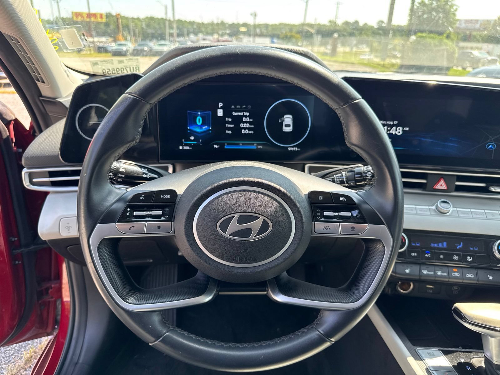 Certified 2024 Hyundai Elantra Limited FWD image 17