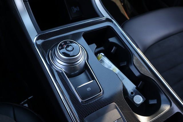 Used 2021 Ford Edge ST-Line image 26