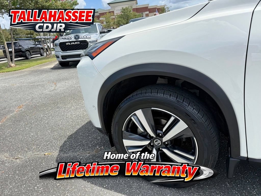 Used 2021 Nissan Rogue Platinum FWD image 12