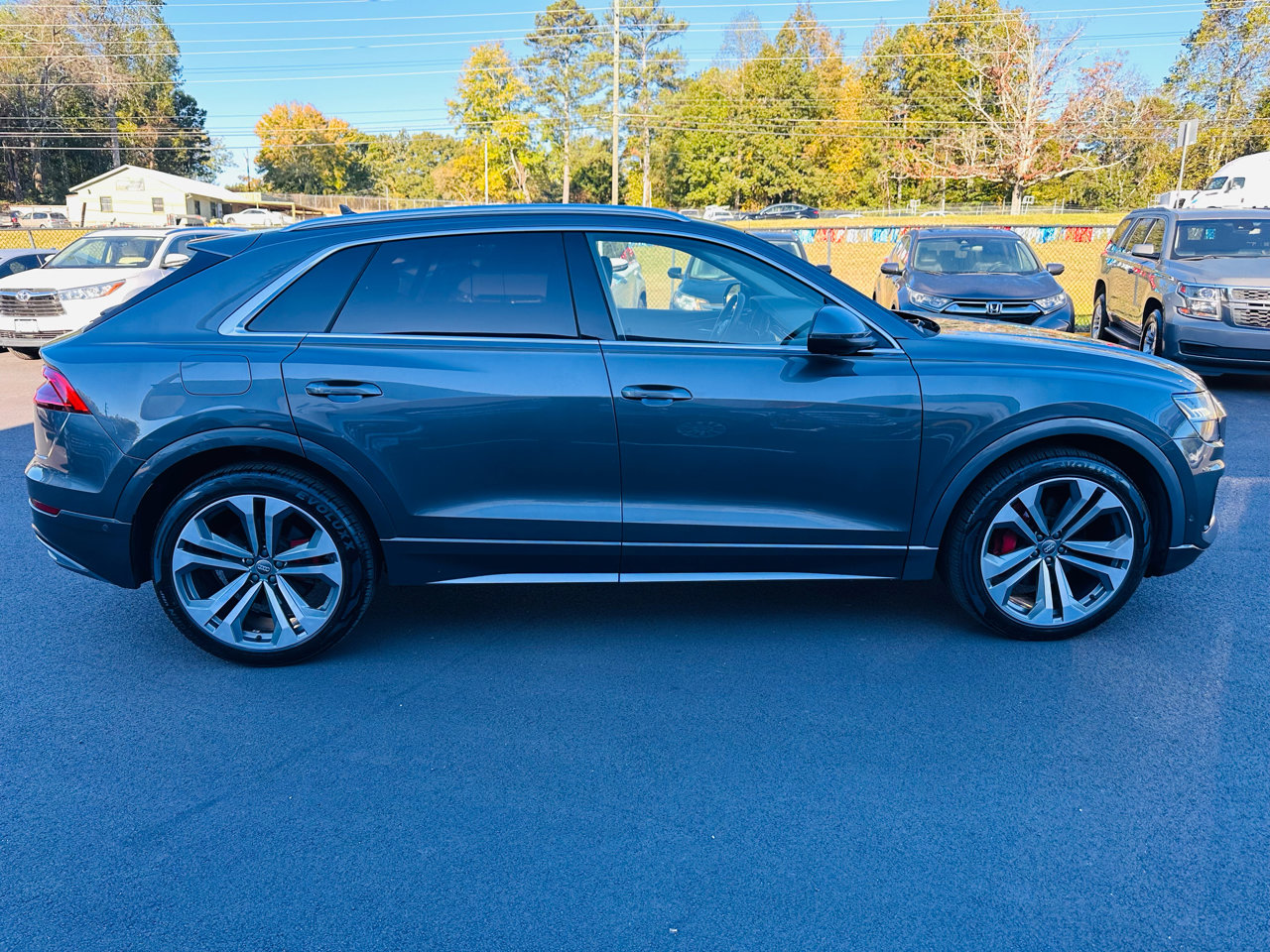 Used 2019 Audi Q8 Prestige image 6