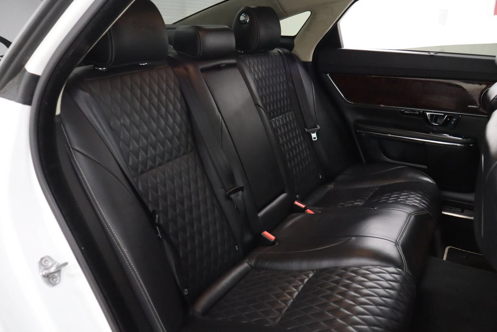 Used 2016 Jaguar XJ L Portfolio AWD/4WD image 20