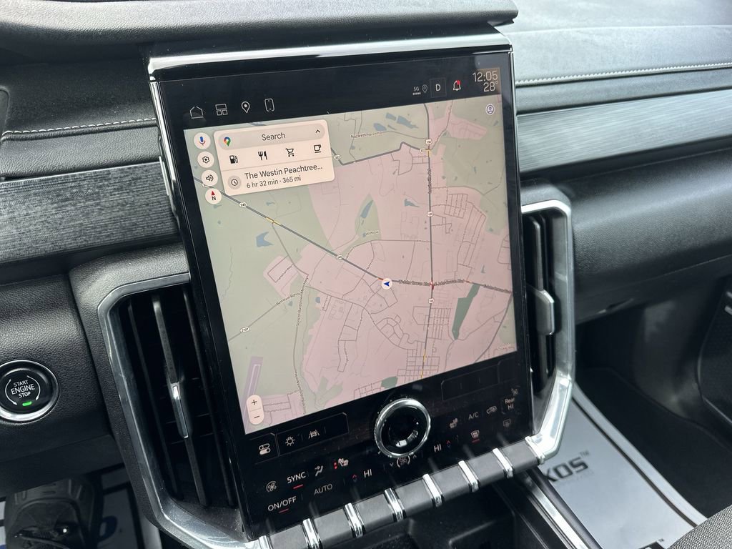 Used 2025 GMC Acadia Elevation image 18