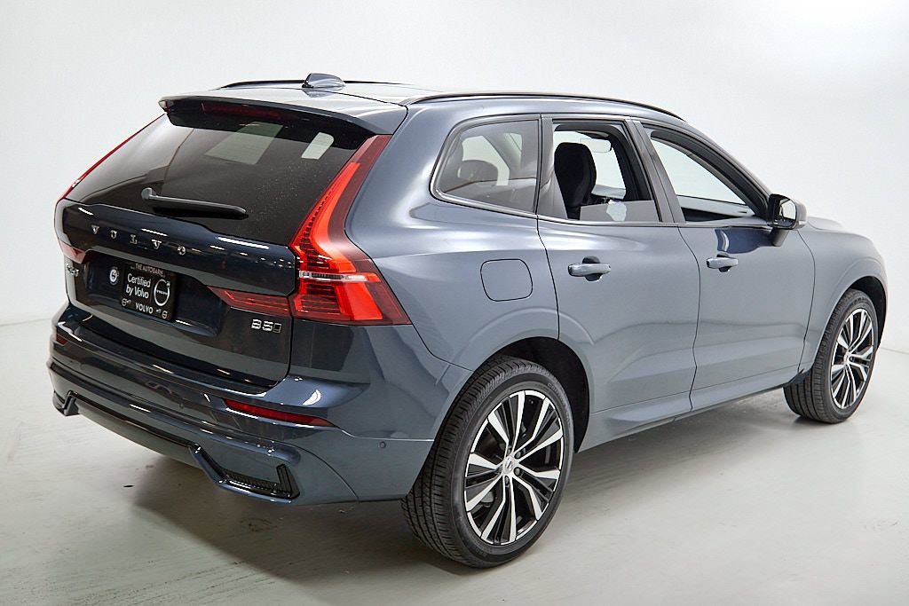 Certified 2024 Volvo XC60 B5 Plus w/ Climate Package image 10