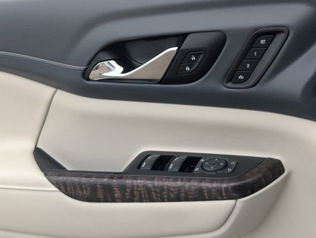 Certified 2023 GMC Acadia Denali w/ Denali Technology Package image 25