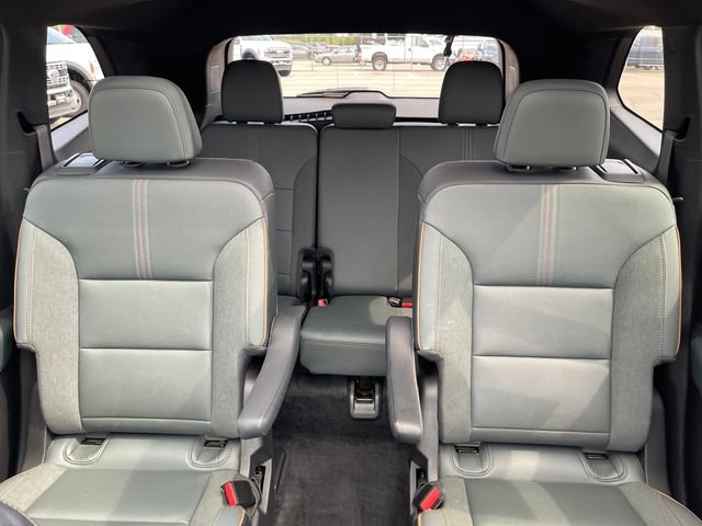 Used 2024 GMC Acadia AT4 w/ LPO, Floor Liner Package AWD/4WD image 28