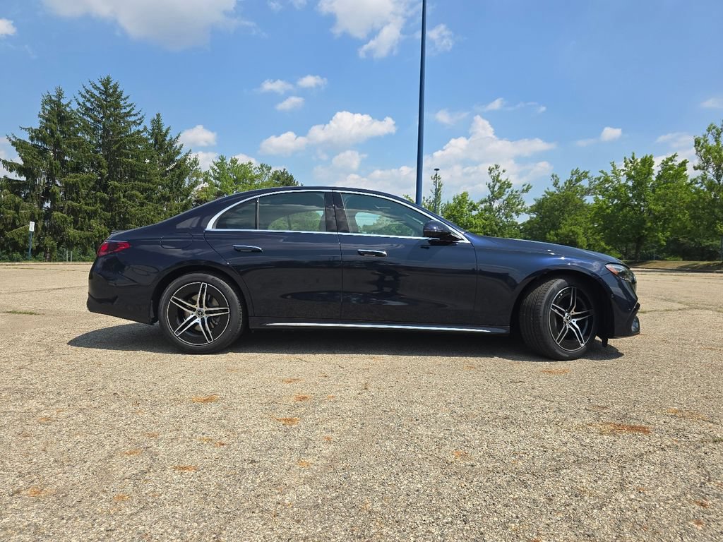 New 2026 Mercedes-Benz E 350 4MATIC Sedan image 18