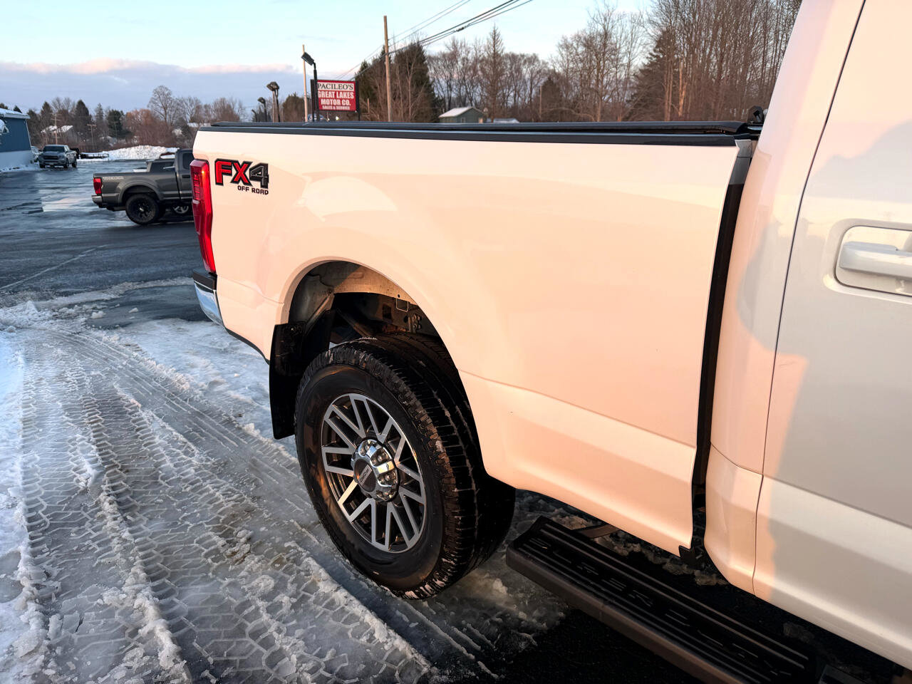 Used 2019 Ford F250 Lariat w/ Lariat Ultimate Package image 17