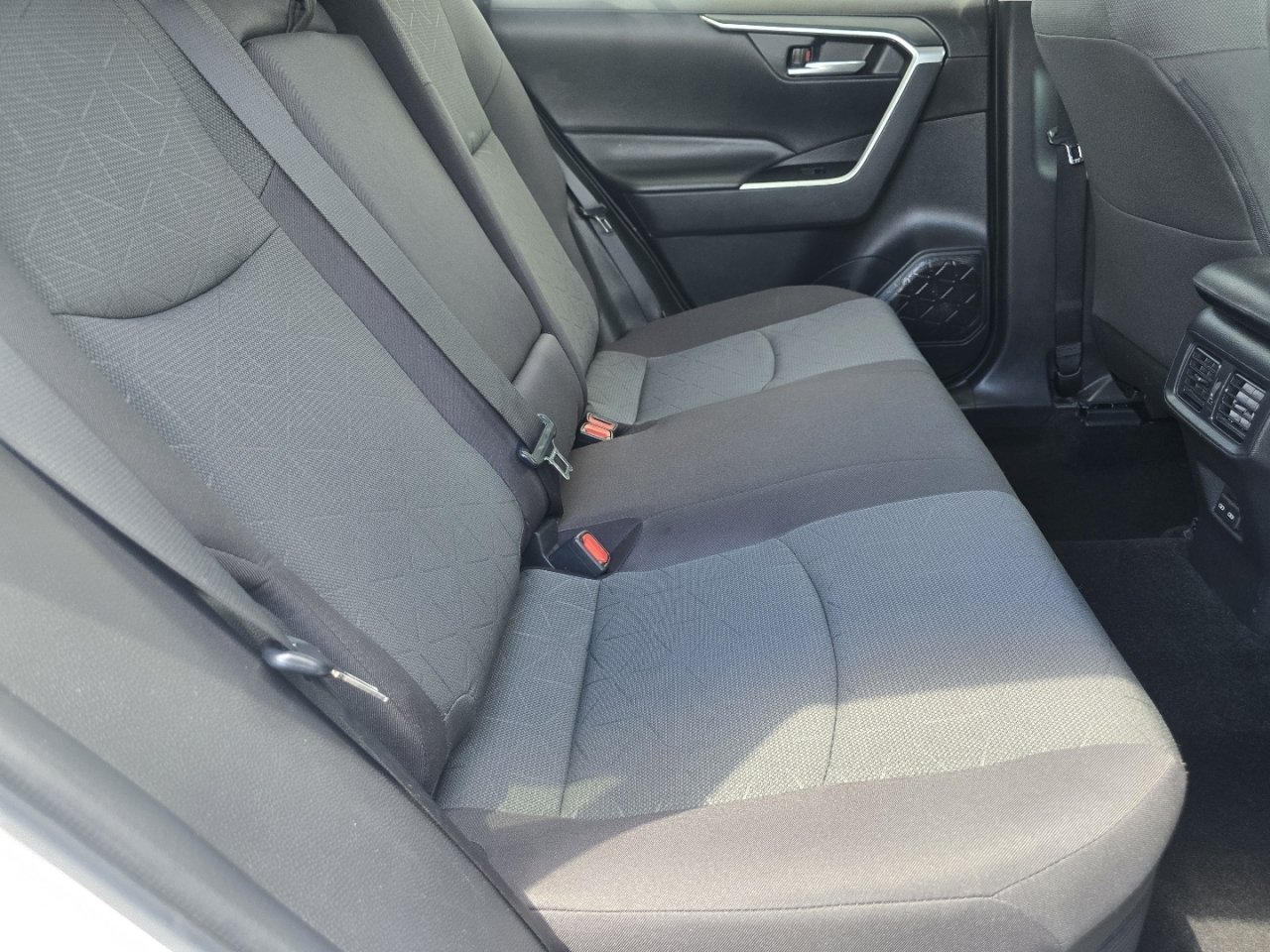 Certified 2023 Toyota RAV4 XLE w/ XLE Grade Weather Package AWD/4WD image 19