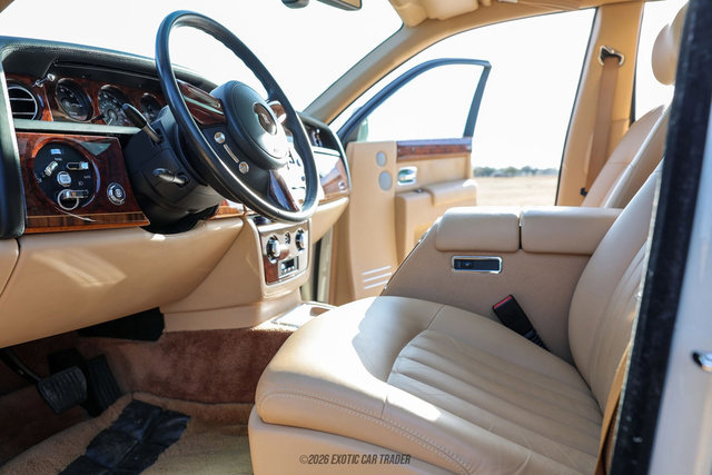 Used 2012 Rolls-Royce Phantom Sedan image 28