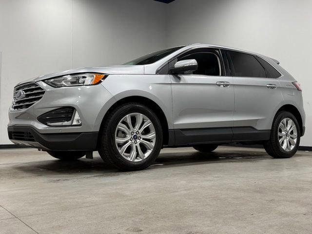Certified 2022 Ford Edge Titanium AWD/4WD image 5