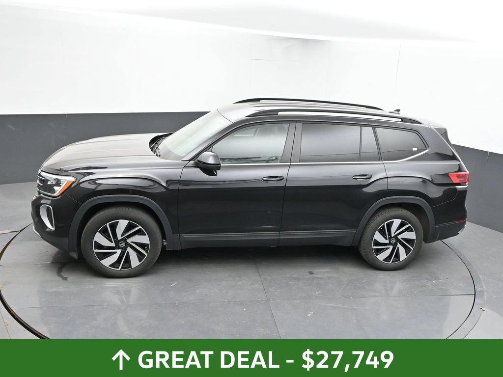 Used 2024 Volkswagen Atlas SE AWD/4WD image 45