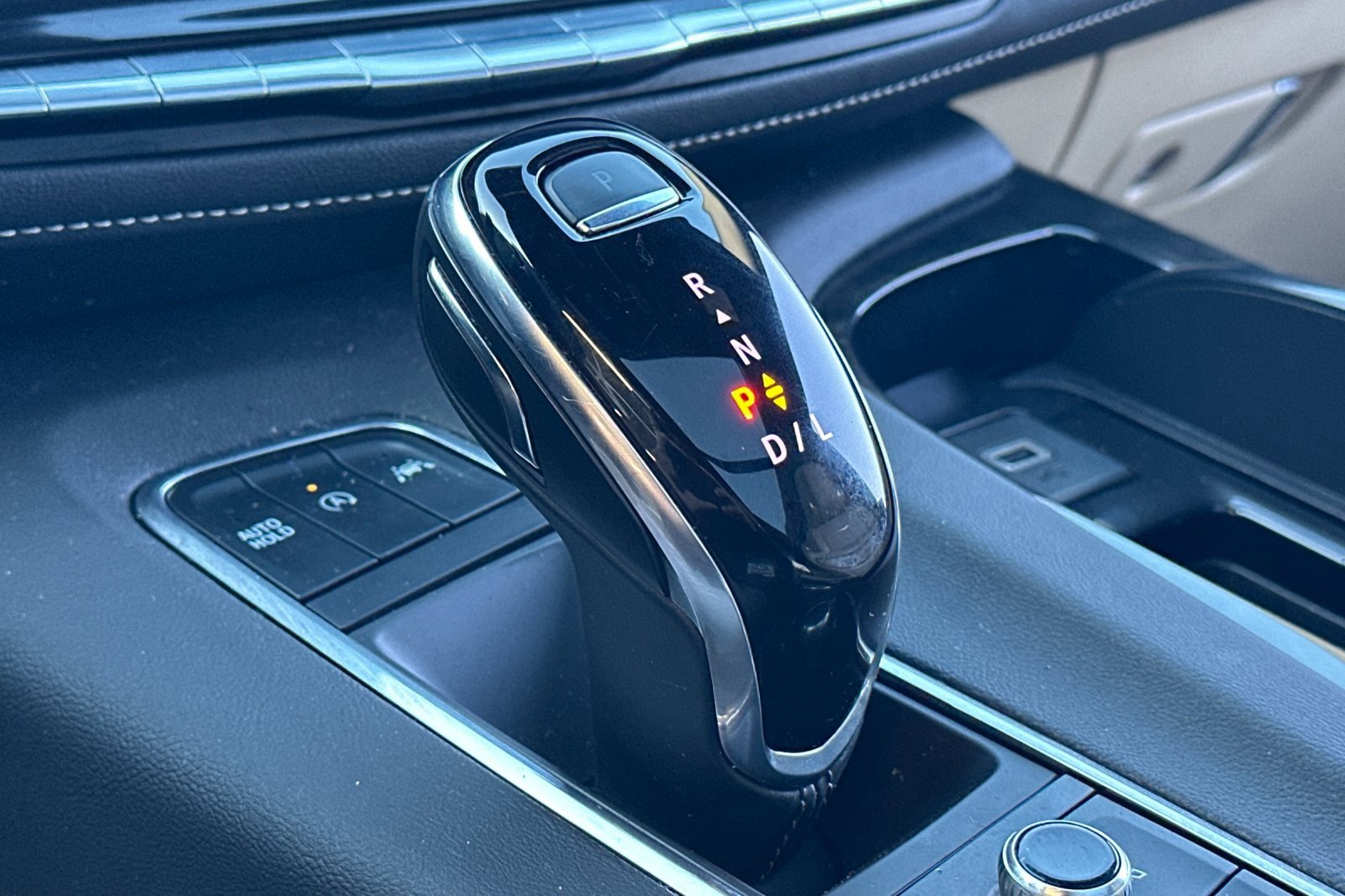 Certified 2024 Cadillac Escalade Premium Luxury image 32