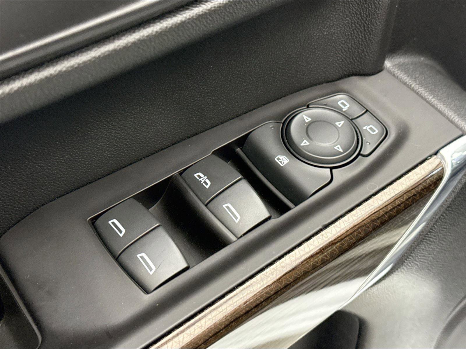 Used 2020 Chevrolet Silverado 1500 LT w/ Trailering Package image 26