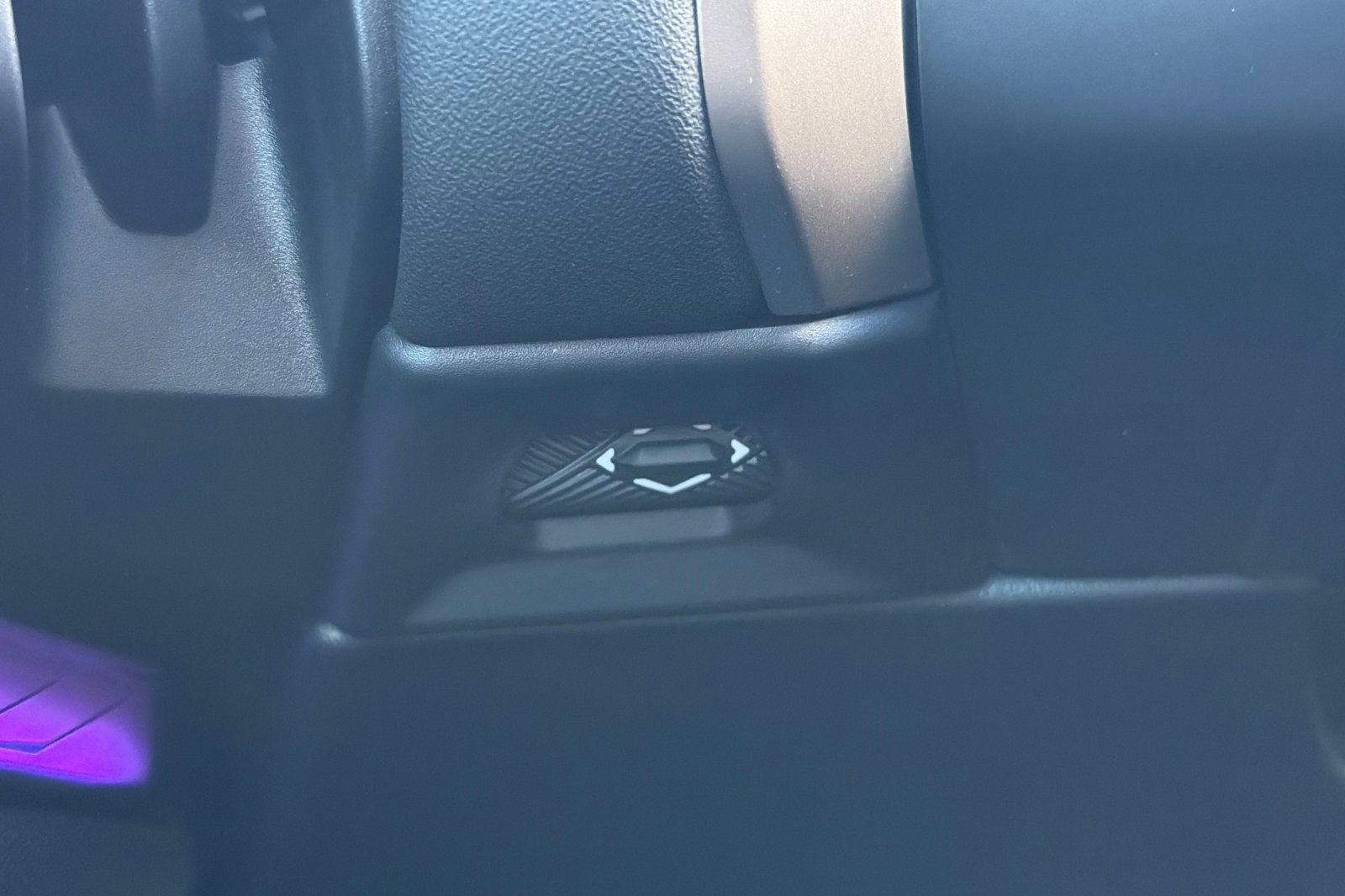 Used 2025 BMW X3 xDrive30i w/ Premium Package image 37