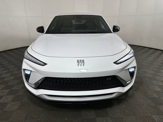 Used 2024 Buick Envista Sport Touring w/ Advanced Safety Package image 8