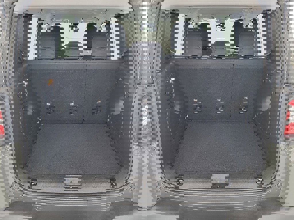 Used 2021 Jeep Renegade Sport image 28