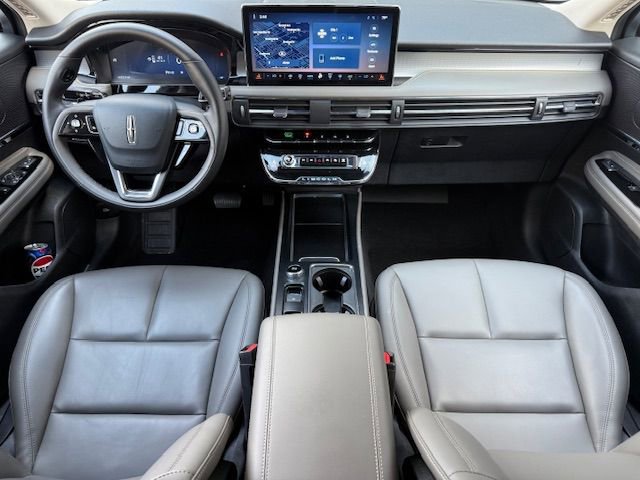 Used 2024 Lincoln Corsair AWD image 17