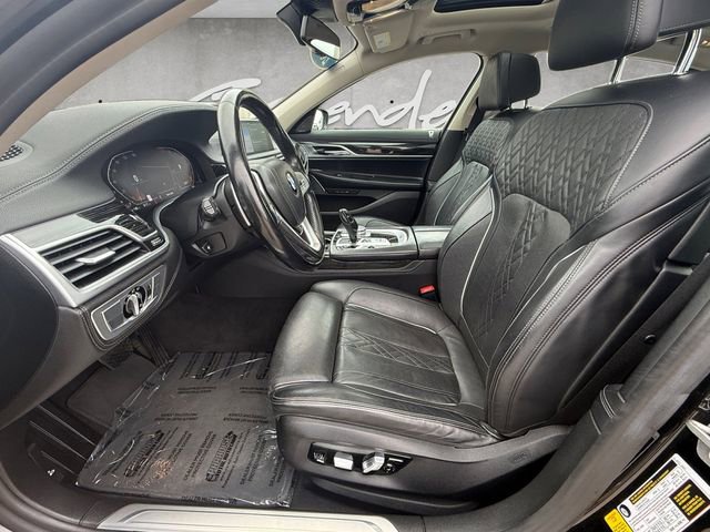Used 2022 BMW 740i RWD image 19