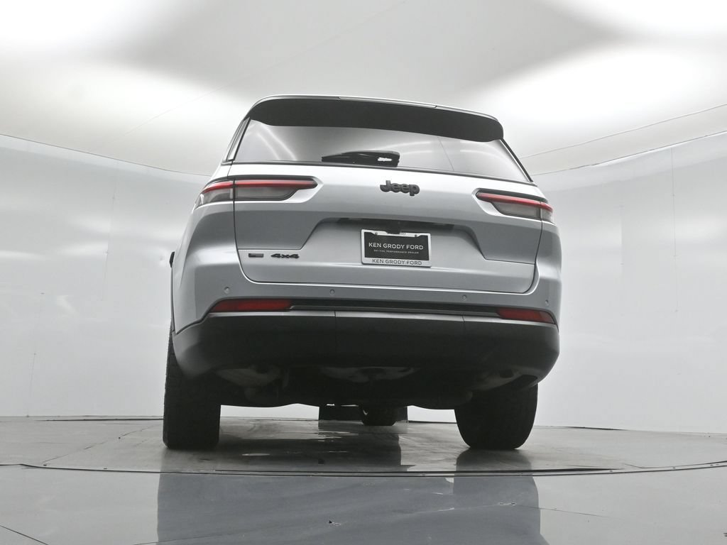 Used 2021 Jeep Grand Cherokee L Laredo AWD/4WD image 44