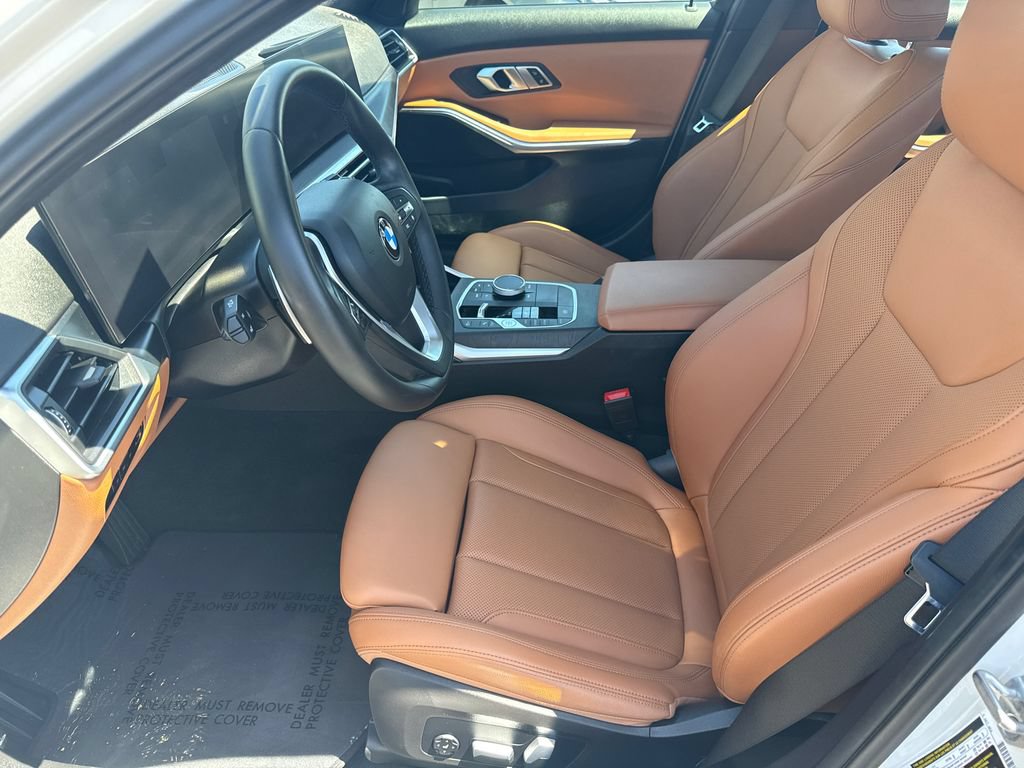 Used 2023 BMW 330i Sedan w/ Convenience Package RWD image 21