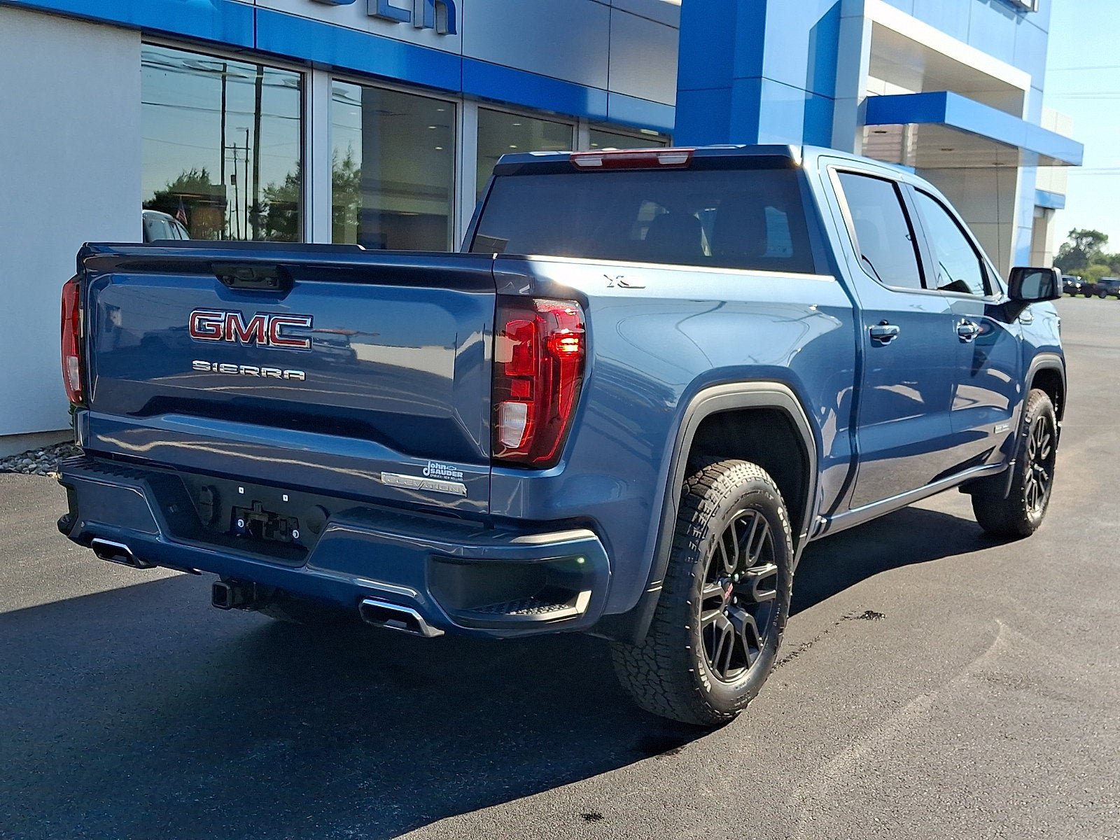 Used 2026 GMC Sierra 1500 Elevation w/ X31 Off-Road Package AWD/4WD image 6