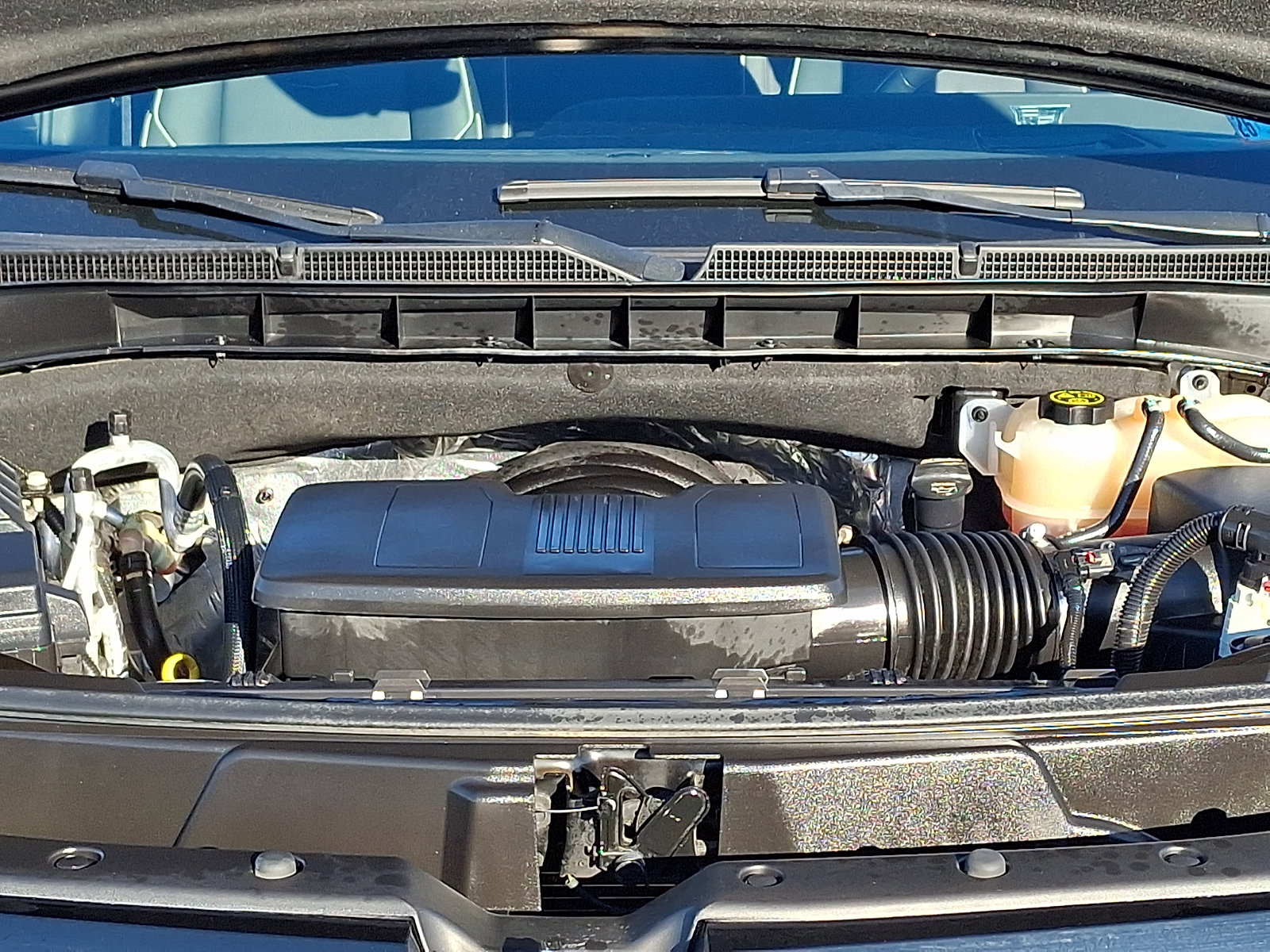 Certified 2023 Cadillac Escalade Sport w/ LPO, ONYX Package image 30