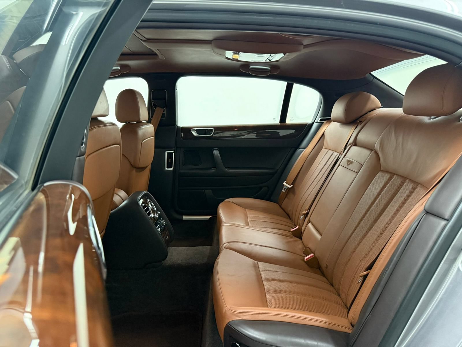 Used 2006 Bentley Flying Spur Flying Spur AWD/4WD image 44
