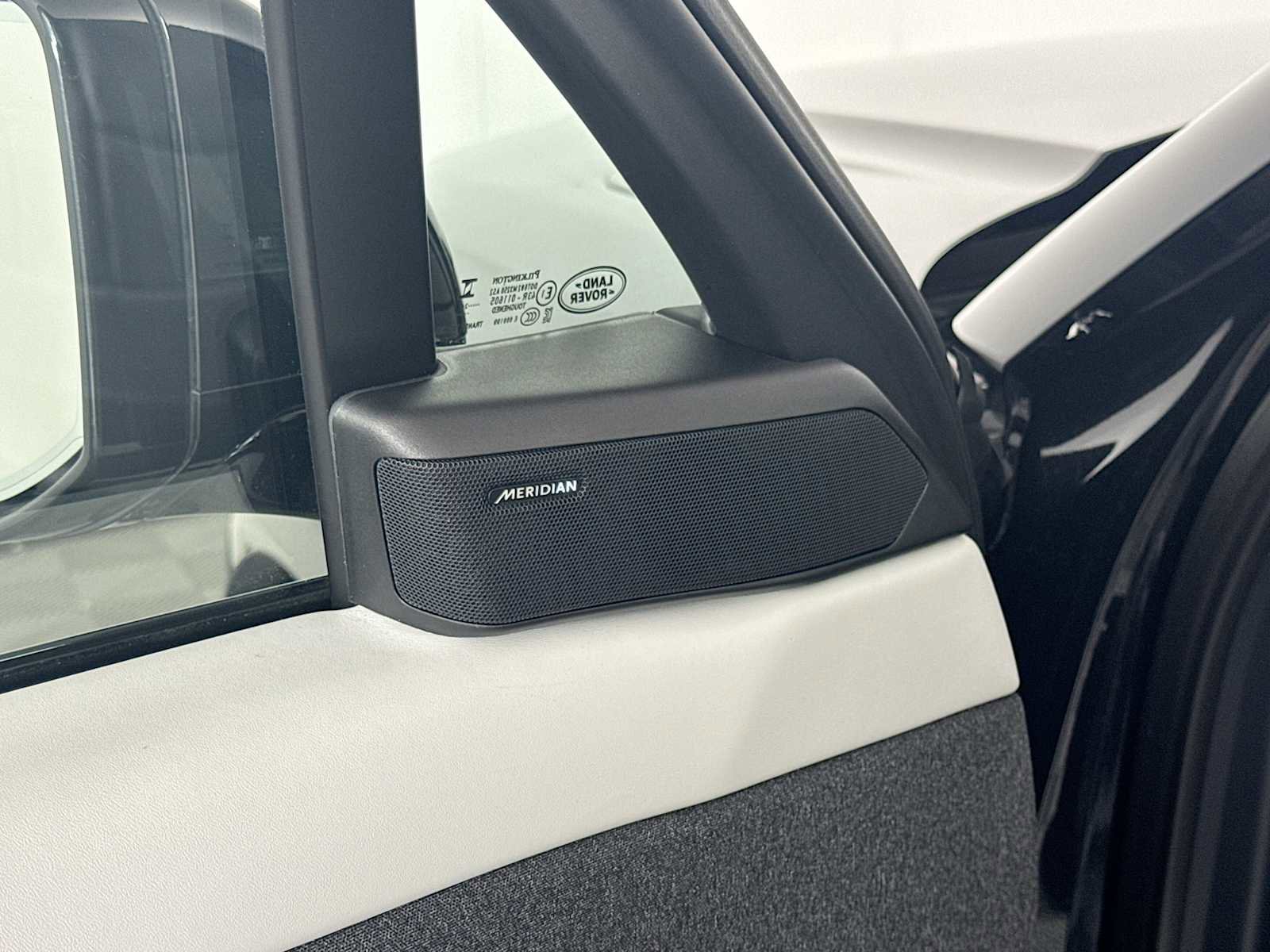 Used 2024 Land Rover Range Rover Sport SE image 21