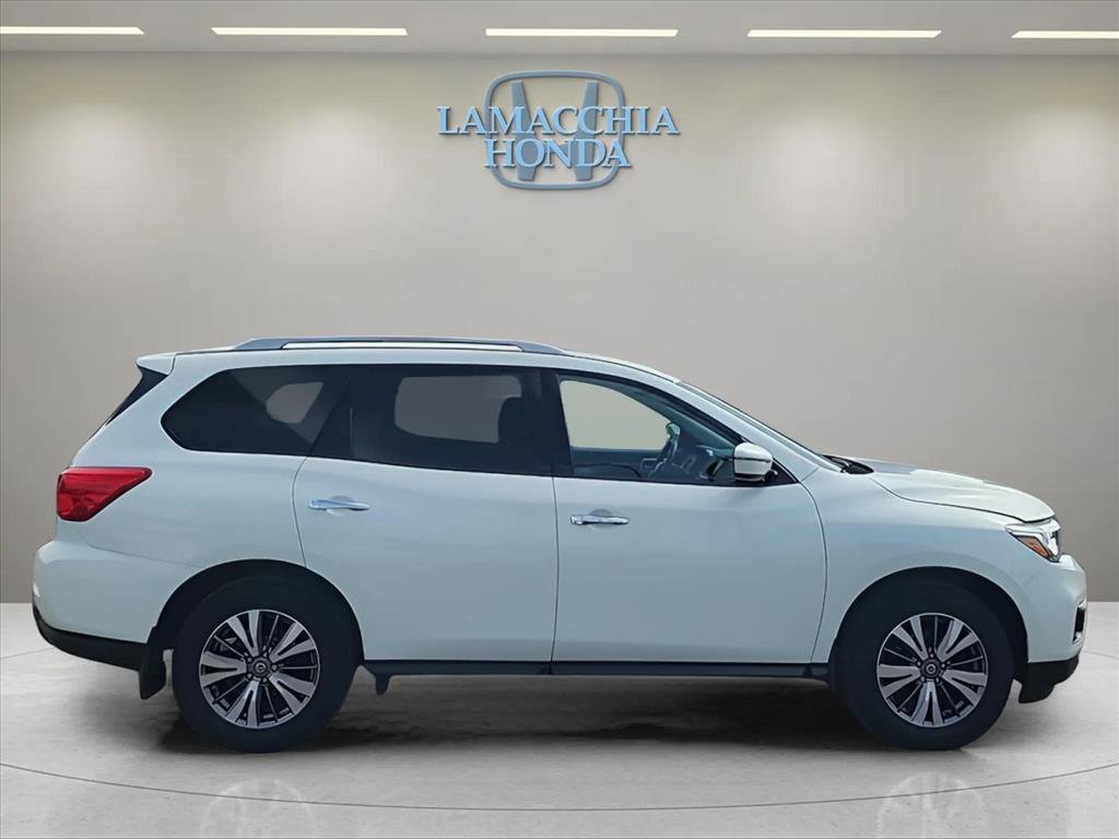 Used 2019 Nissan Pathfinder SV w/ SV Tech Package AWD/4WD image 6