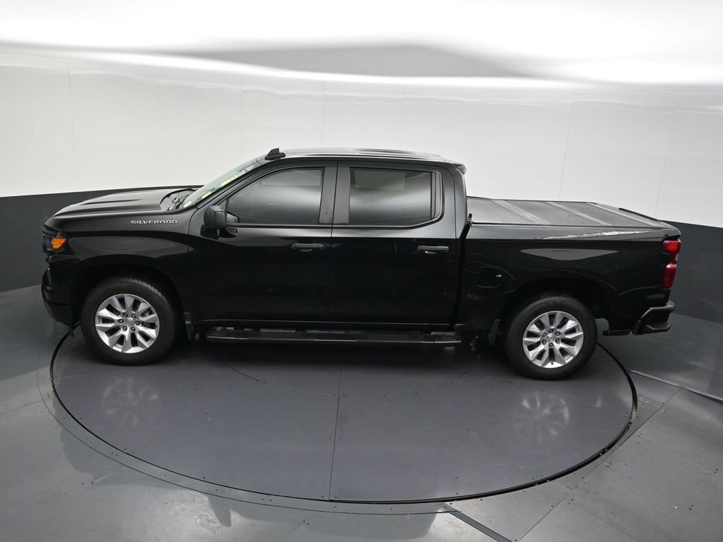 Used 2023 Chevrolet Silverado 1500 Custom RWD image 16