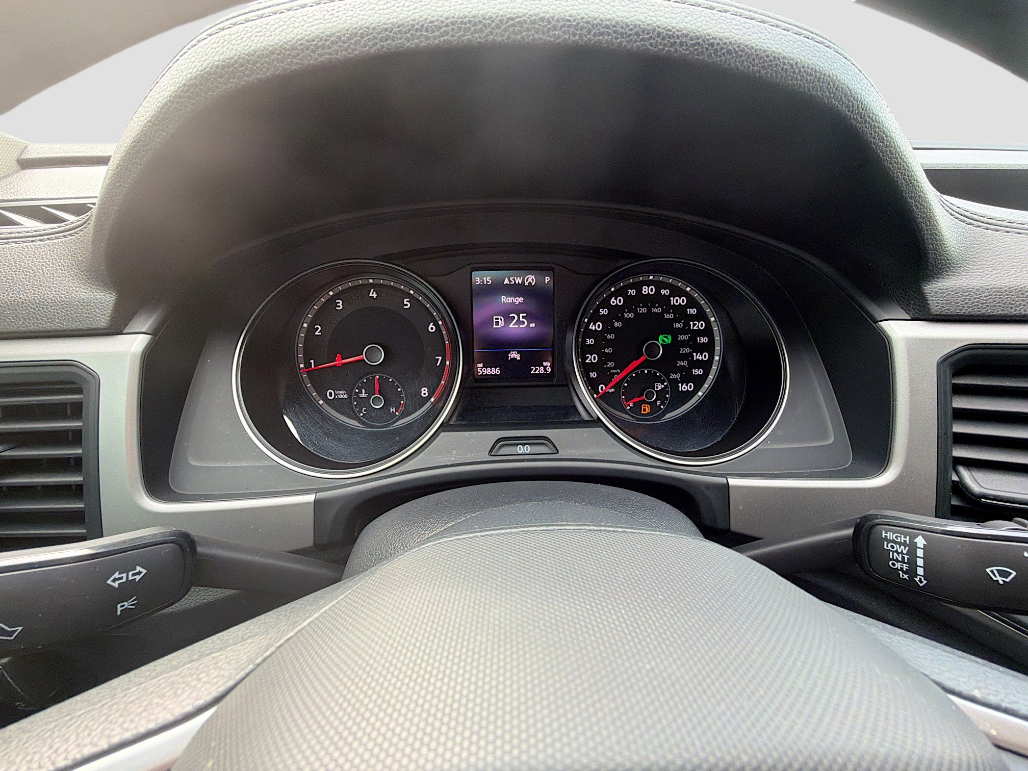 Used 2021 Volkswagen Atlas SE w/ Panoramic Sunroof Package image 40