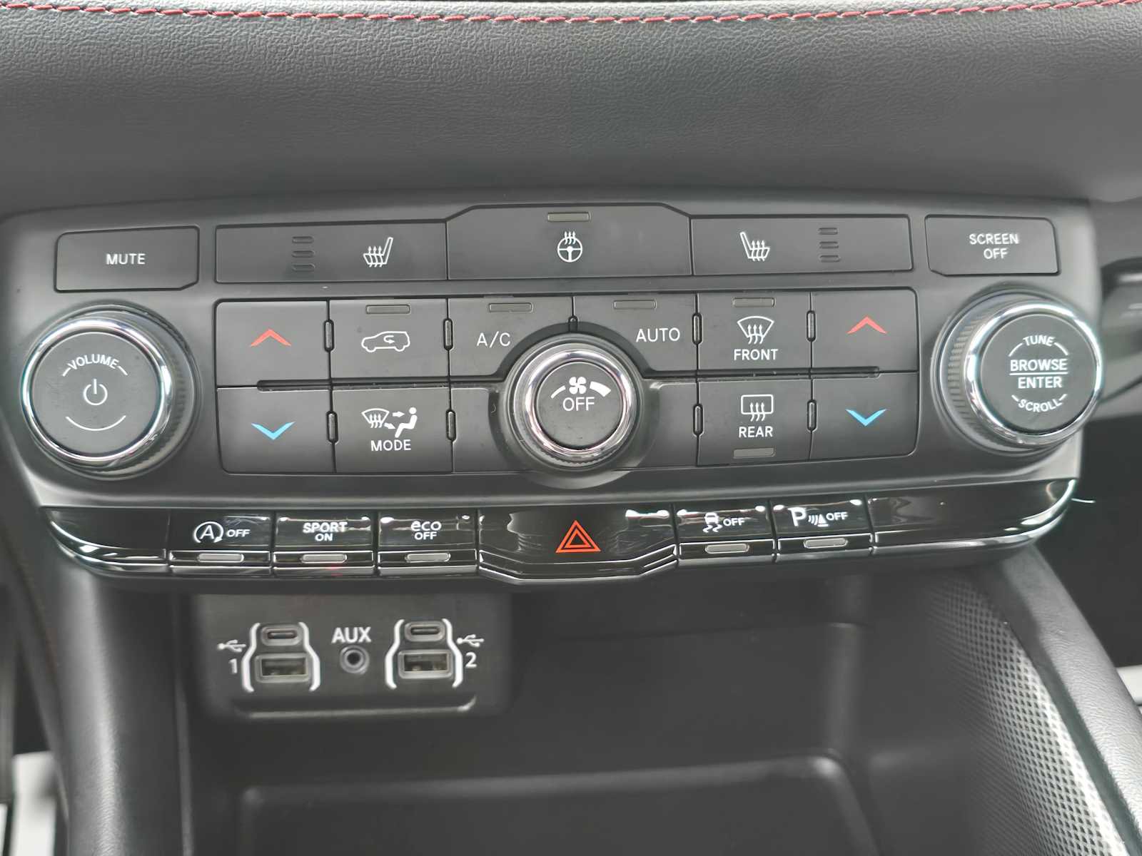 Used 2025 Dodge Durango GT AWD/4WD image 27
