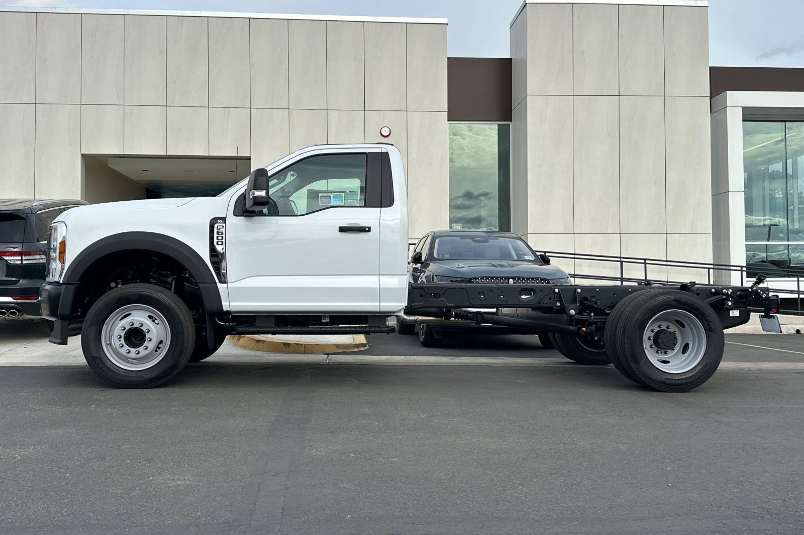 New 2026 Ford F600 2WD Regular Cab Super Duty image 6