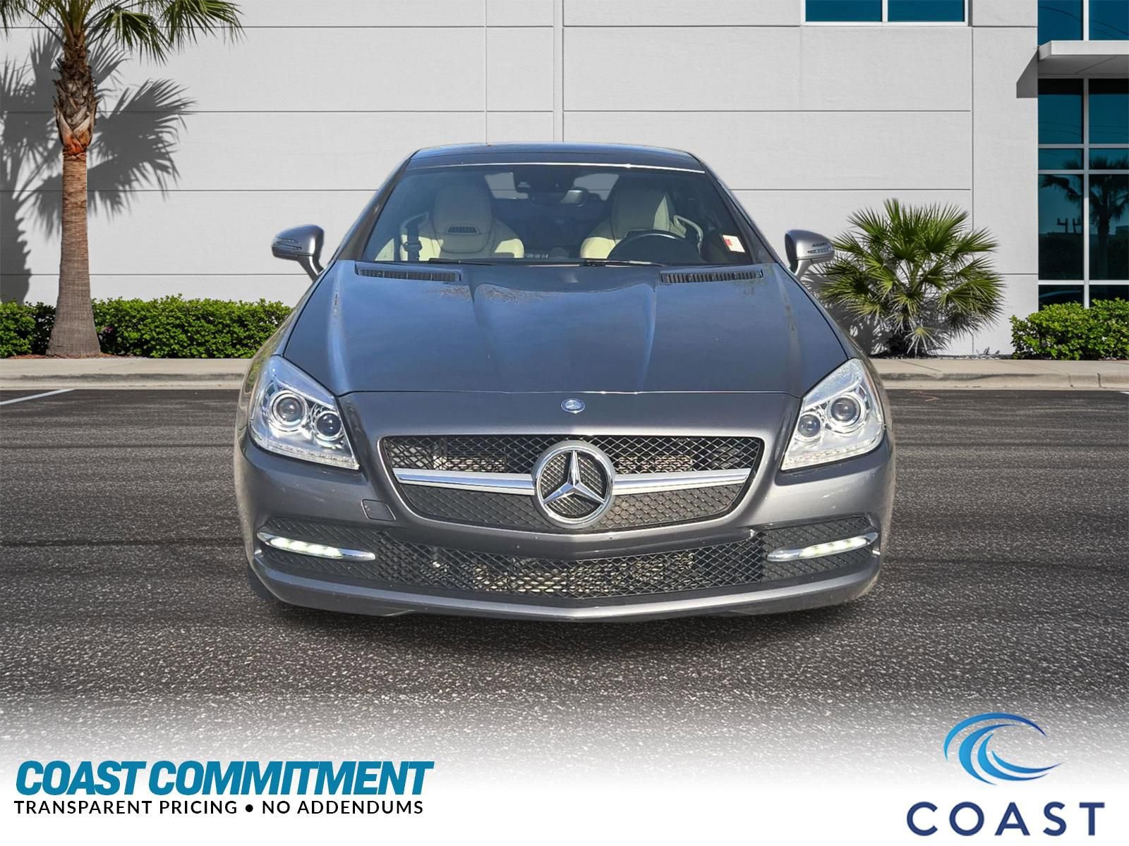 Used 2016 Mercedes-Benz SLK 300 image 3