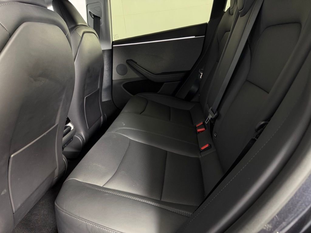 Used 2024 Tesla Model 3 Standard Range image 25
