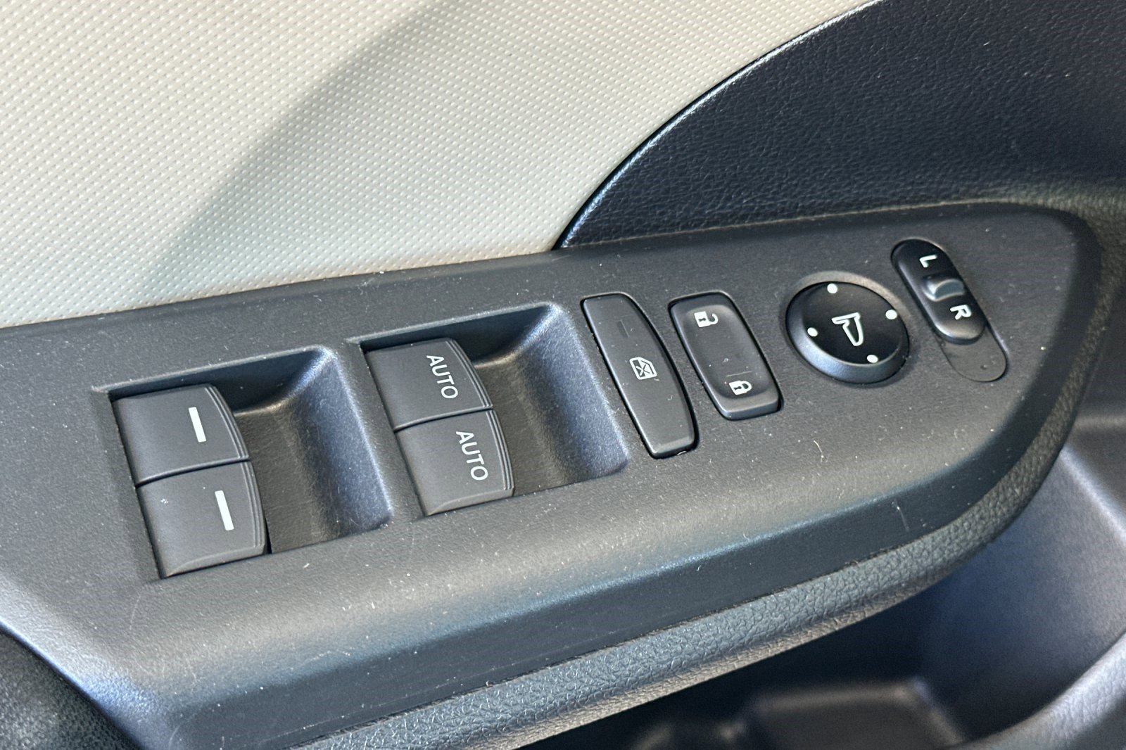 Used 2017 Honda Civic Sport image 13
