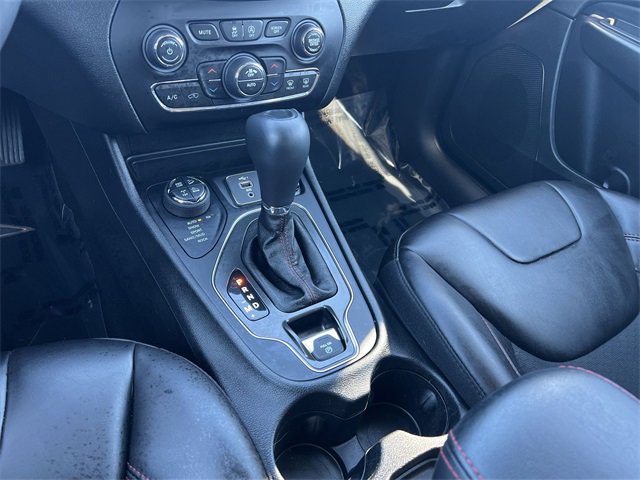 Used 2021 Jeep Cherokee Trailhawk w/ Sun, Sound & Nav Group image 18