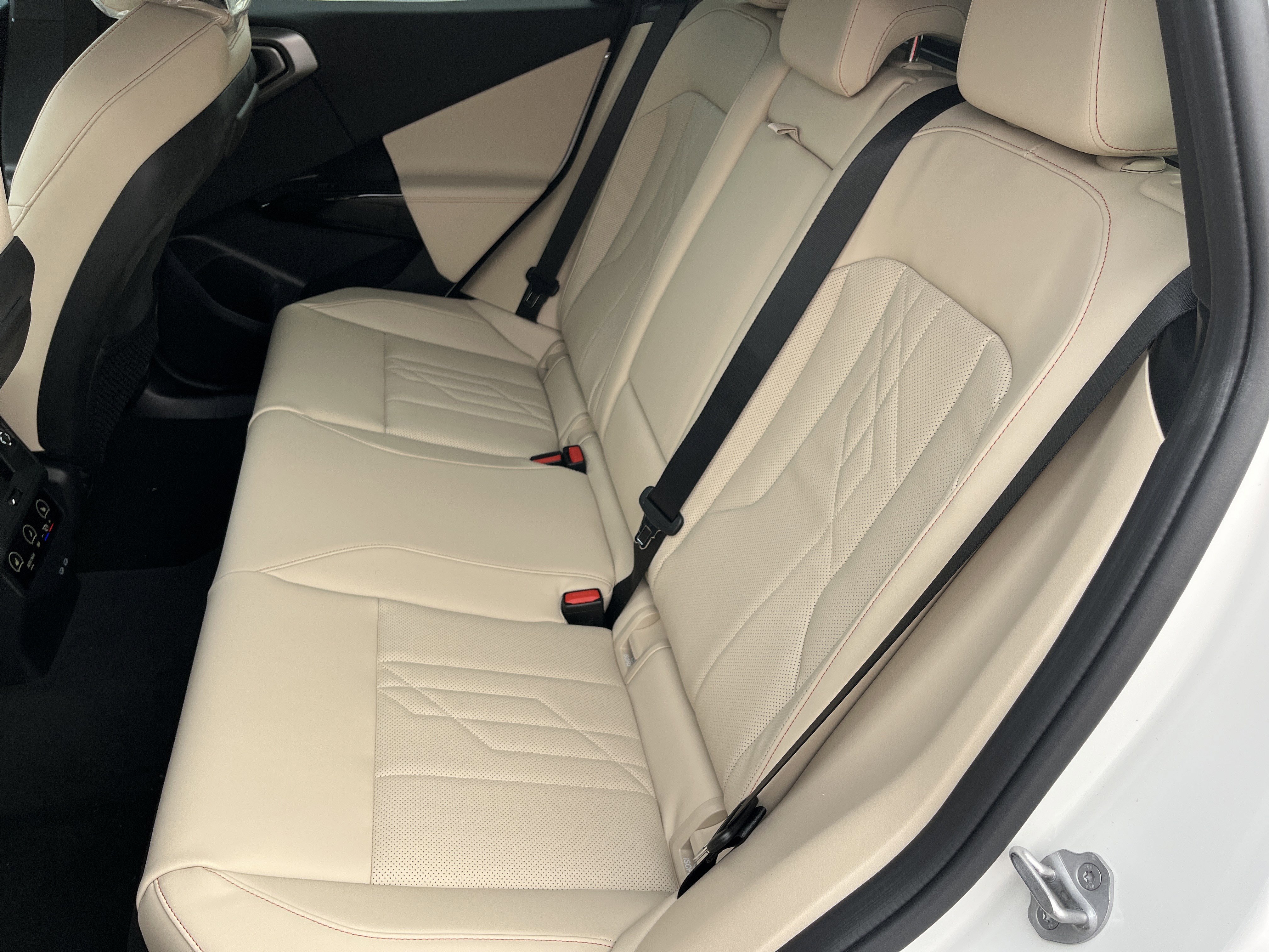 New 2026 BMW X3 xDrive30 w/ Convenience Package image 17