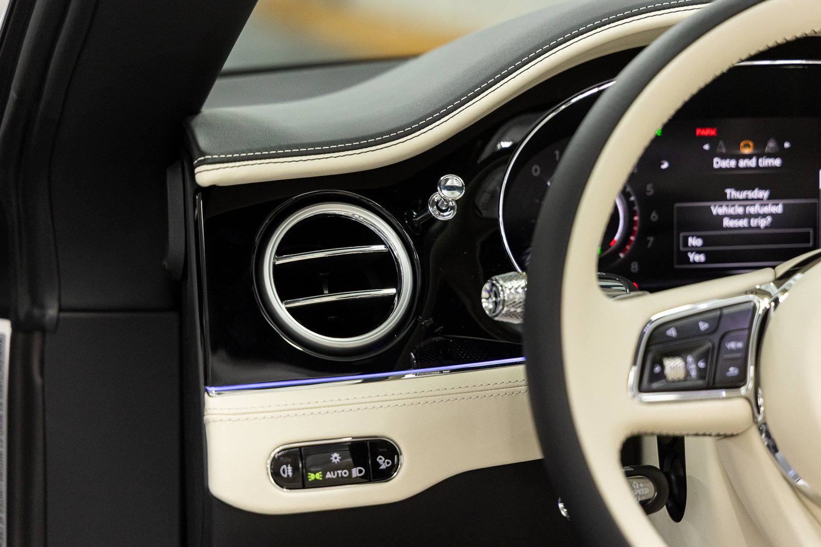 New 2026 Bentley Continental GT Azure AWD/4WD image 39