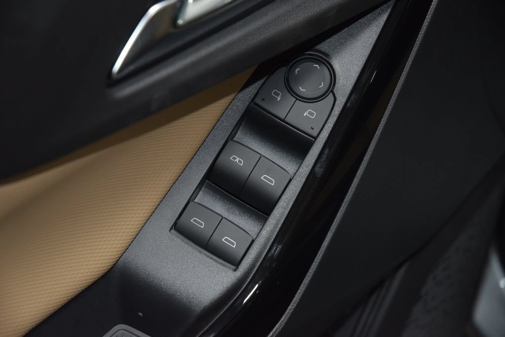 New 2027 Chevrolet Equinox ACTIV w/ Safety and Technology Package AWD/4WD image 47