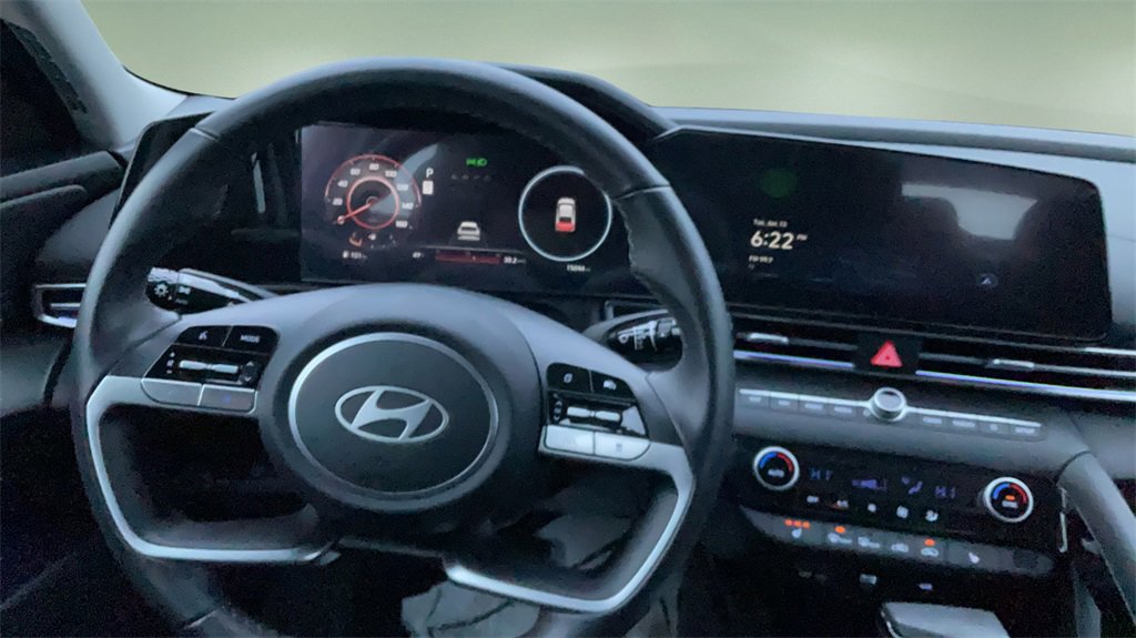 Certified 2024 Hyundai Elantra SEL w/ Convenience Package image 13
